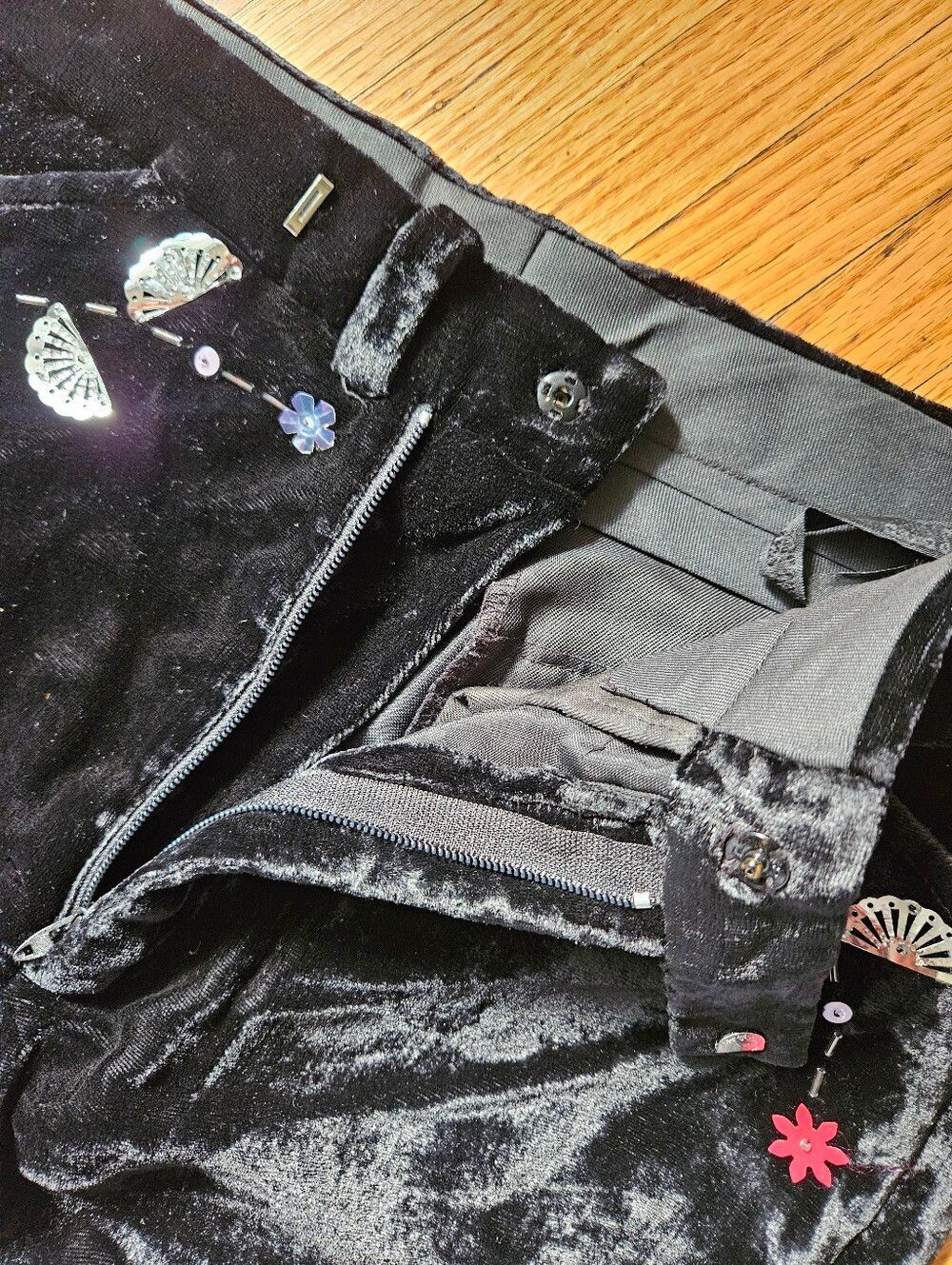 Anna Sui Vintage 2002 Runway Velvet Embroidered Pants - Picture 7 of 12